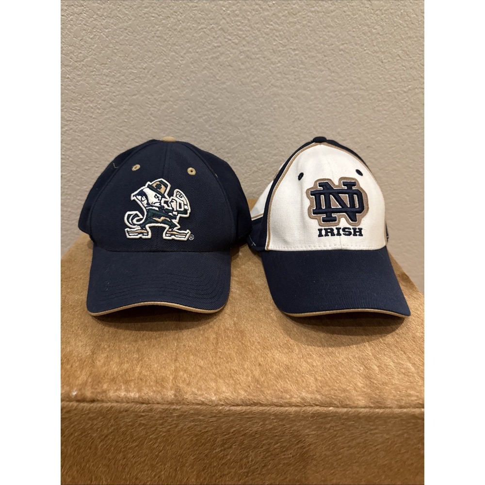Vintage (2) Notre Dame‎ IRISH Fitted Baseball Caps